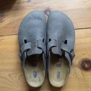 Birkenstock Boston Clog Size 39 womens